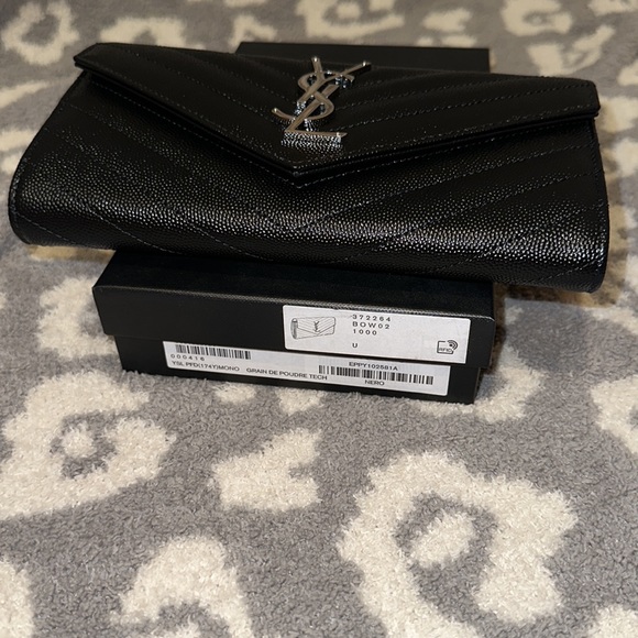 Authentic Saint Laurent YSL Large Grain de Poudre Flap Wallet😍 New 😍 - Picture 15 of 17
